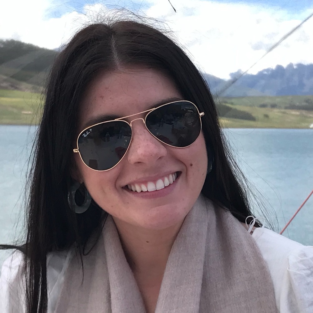 Meet your Posher, Nicole